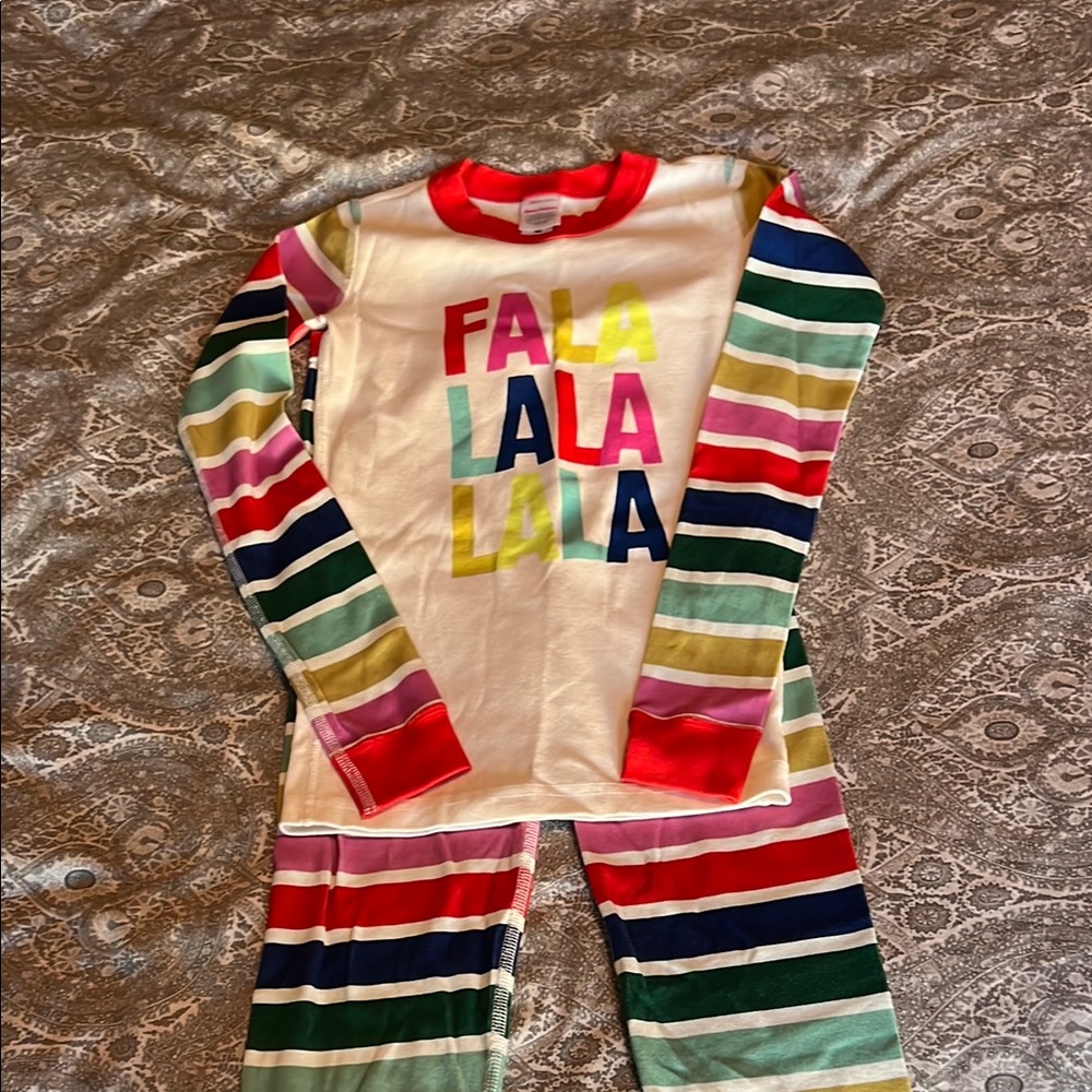 Hanna Andersson Red and Green Pajama Sets